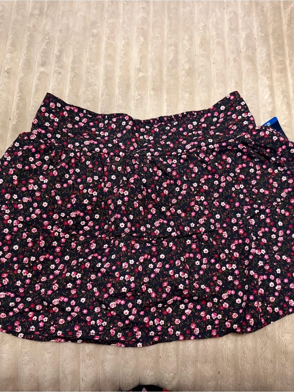 GAP Black Mini Skirt skort with Pink Floral Print